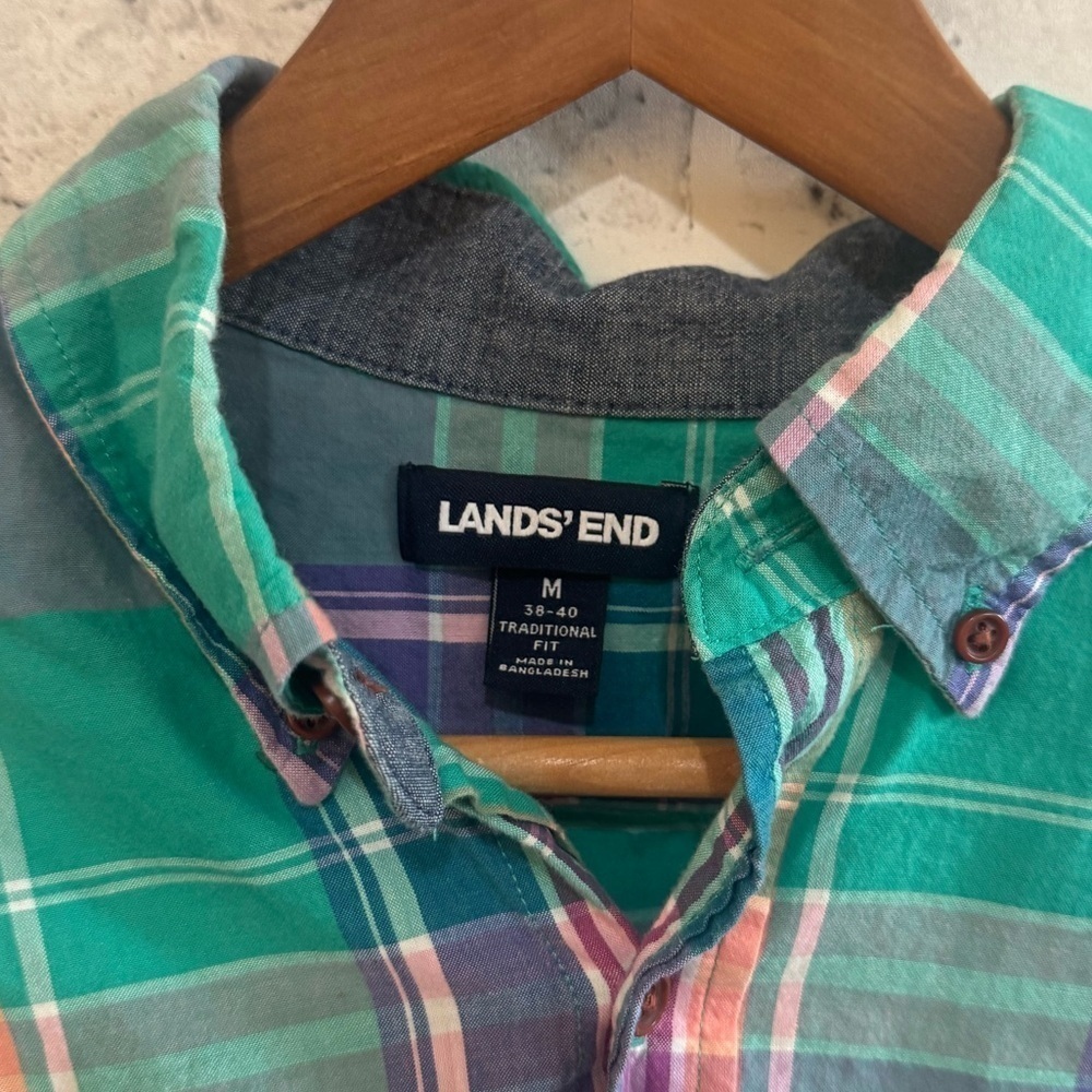 Men~ Lands End multi colored plaid short sleeve casual button down shirt M - Picture 3 of 4
